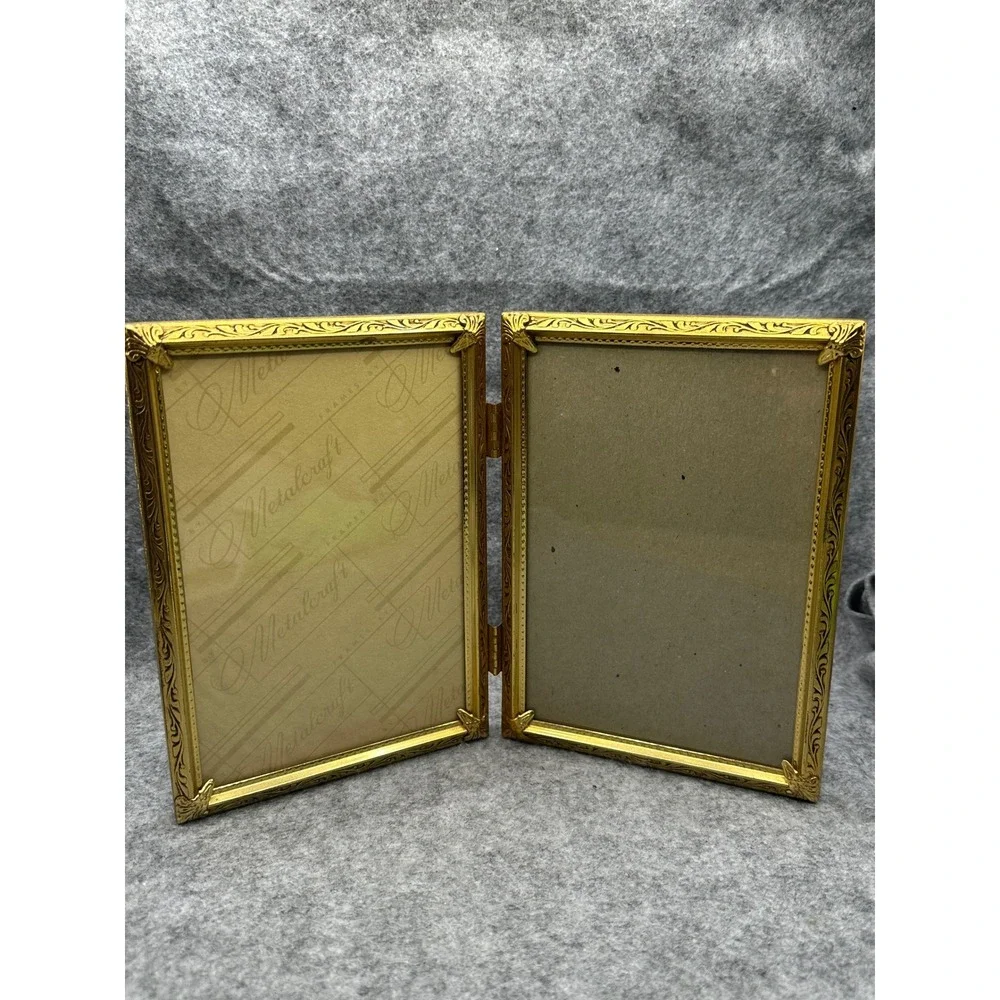 Metalcraft Vintage Gold Filigree Double Hinged Picture Frame 5x7 Folding Metal